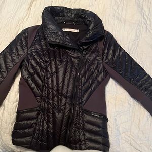 Blanc noir black motion panel puffer